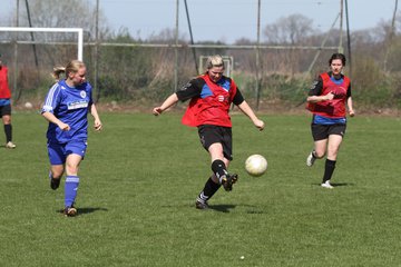 Bild 68 - Frauen am 10.4.11
